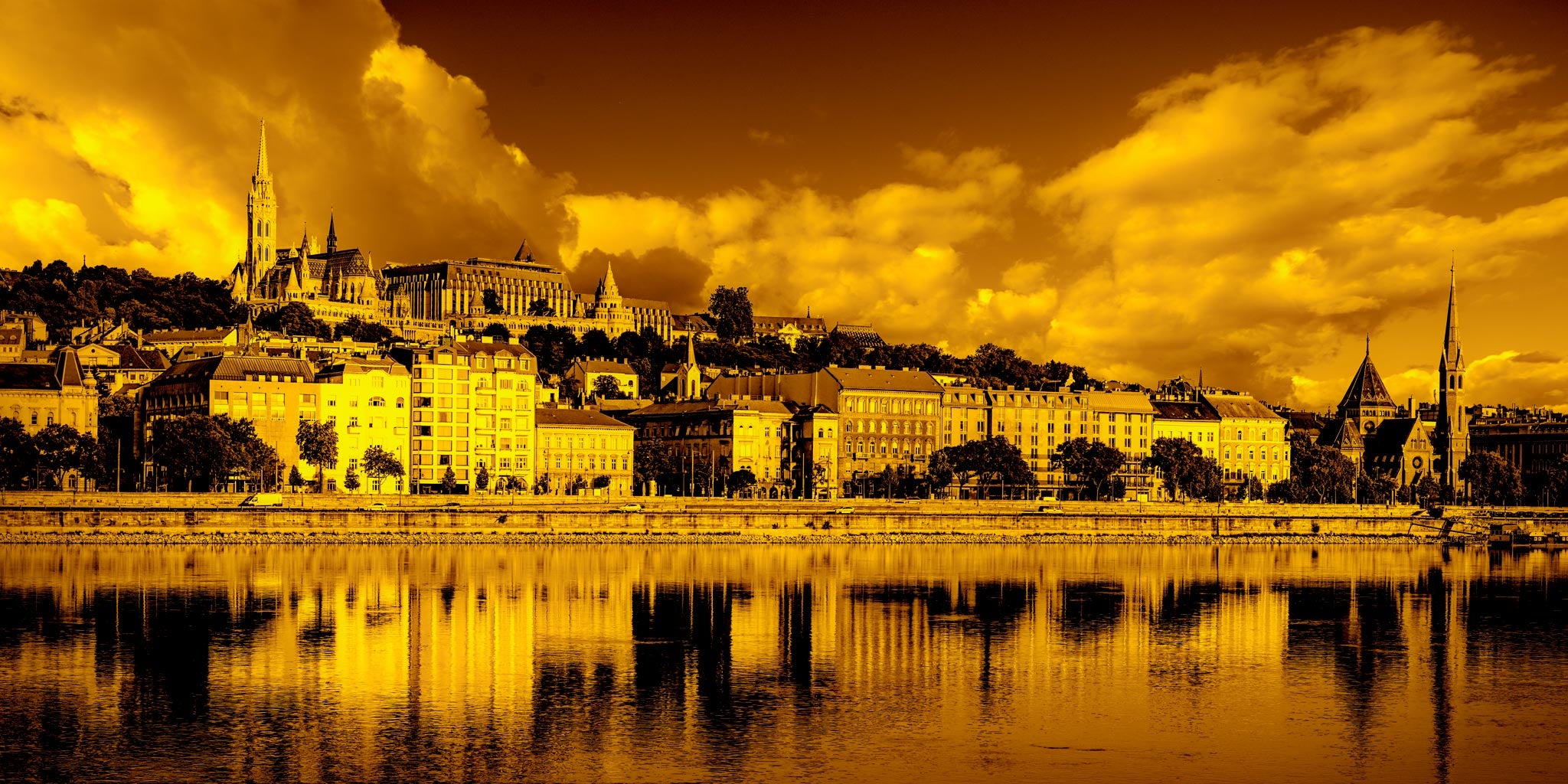 BUDAPEST PANORAMA No.4898GB        "WATERTOWN HILLSLOPE"